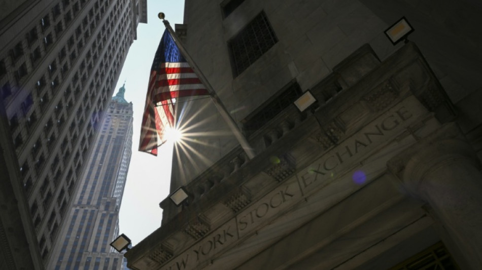 Wall Street reste prudente, entre r&eacute;sultats d'entreprises et politique commerciale am&eacute;ricaine