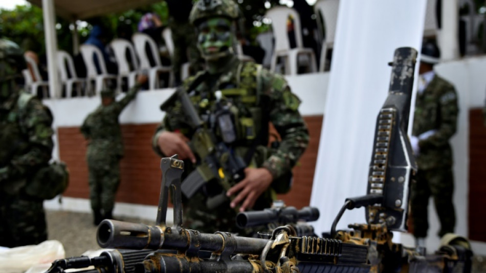 Militares y polic&iacute;as de Colombia abaten a seis disidentes de las FARC