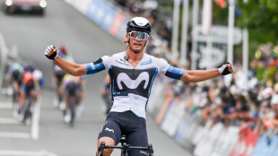 Se retira de la Vuelta el corredor que se cayó por un manifestante propalestino