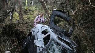 Cheias no Texas deixam mais de 90 mortos; acampamento confirma 27 v&iacute;timas