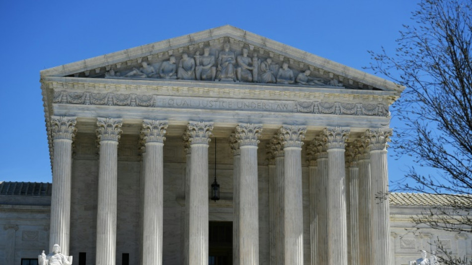 La Corte Suprema de EEUU aborda el pol&eacute;mico caso del creador de la camiseta anti-Trump