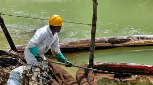 La rotura de un oleoducto en Ecuador provocó la fuga de más de 25.000 barriles
