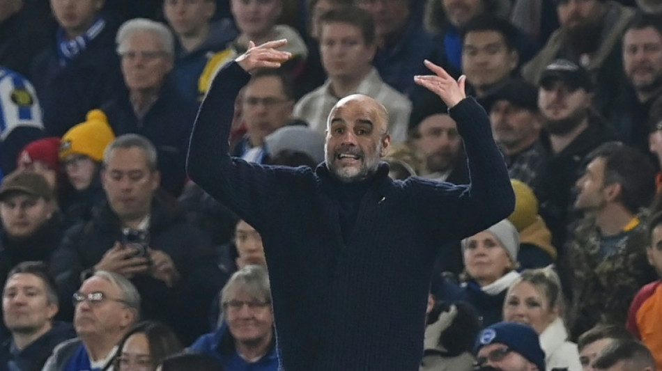 City leva virada do Brighton e sofre 4&ordf; derrota consecutiva