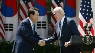 Amea&ccedil;a nuclear norte-coreana persiste apesar de acordo Washington-Seul