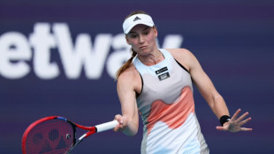 Rybakina glides into Miami semi-finals