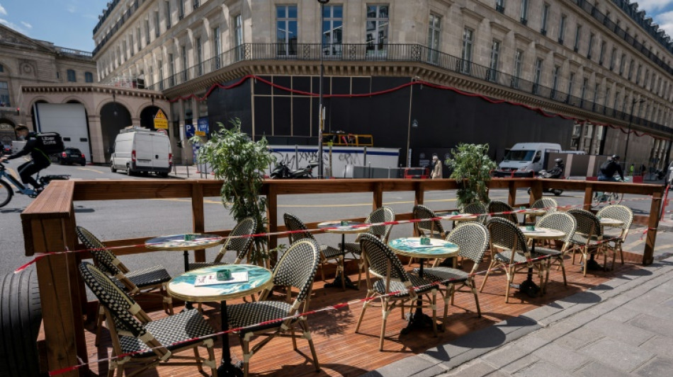 Pour le retour de ses terrasses estivales, Paris cherche son &eacute;quilibre