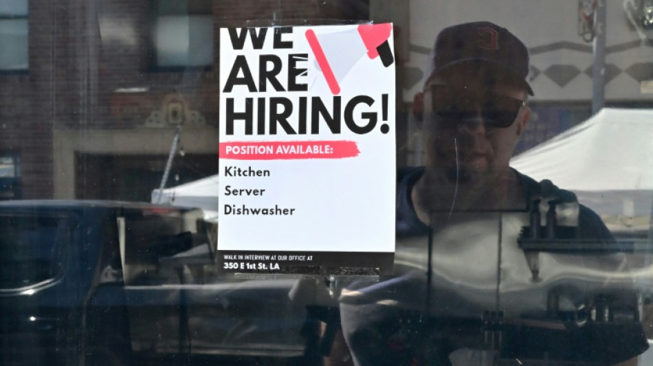US private sector shed jobs for first time in recent years: ADP
