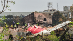 Flugdatenschreiber nach Flugzeugabsturz in Indien gefunden - 265 Tote geborgen