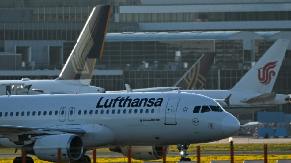 Lufthansa: Vorstand von Pilotengewerkschaft Cockpit beschlie&szlig;t Urabstimmung &uuml;ber Streik