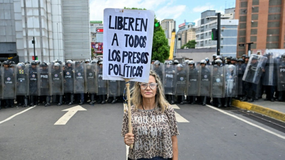 Venezuela anuncia liberta&ccedil;&atilde;o de presos pol&iacute;ticos