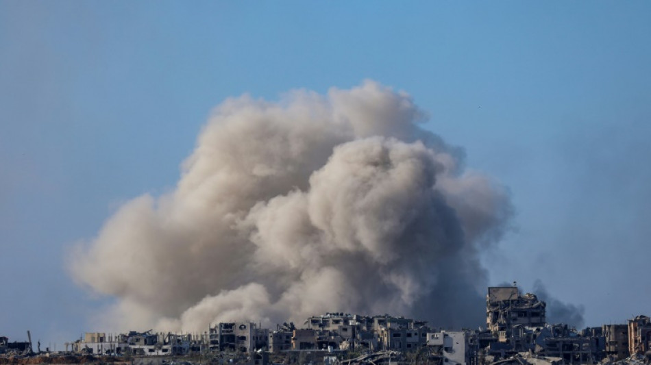 Israel descobre maior t&uacute;nel subterr&acirc;neo da Faixa de Gaza e prossegue com bombardeios