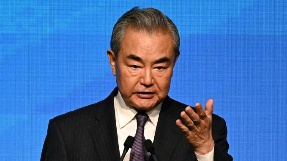 Le chef de la diplomatie chinoise en Europe pour resserrer les liens face à Washington