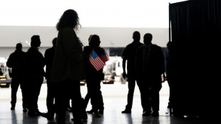 Humoristas sudafricanos bromean sobre las afirmaciones de Trump tras la visita de afrik&aacute;ners a la Casa Blanca