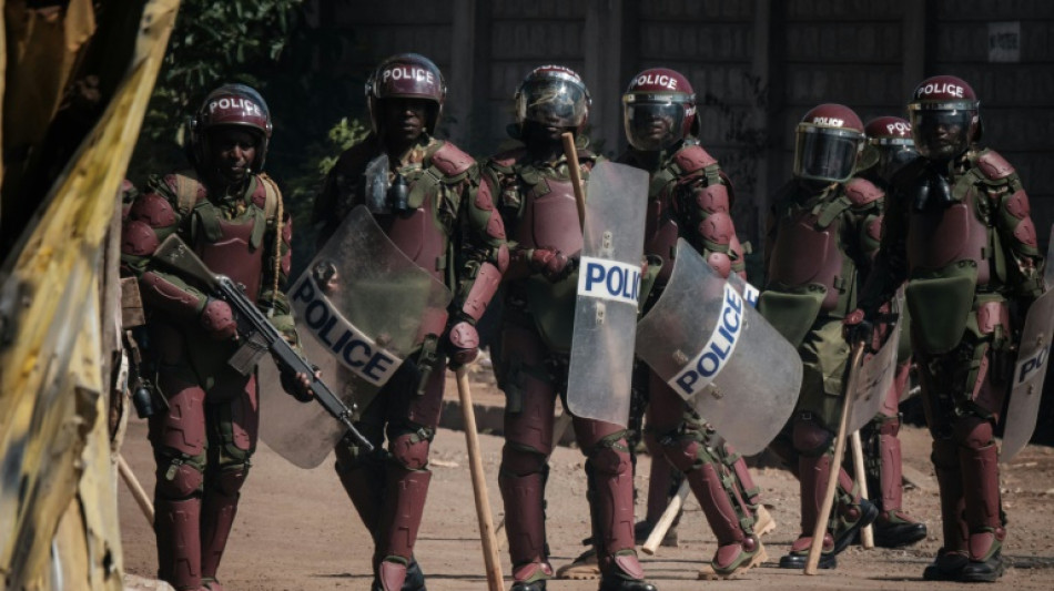 Justi&ccedil;a do Qu&ecirc;nia declara 'ilegal' envio de policiais ao Haiti