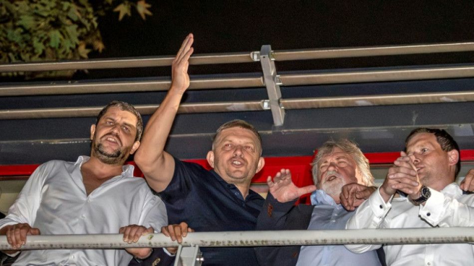 Partido populista contr&aacute;rio &agrave; ajuda para Ucr&acirc;nia vence elei&ccedil;&otilde;es na Eslov&aacute;quia