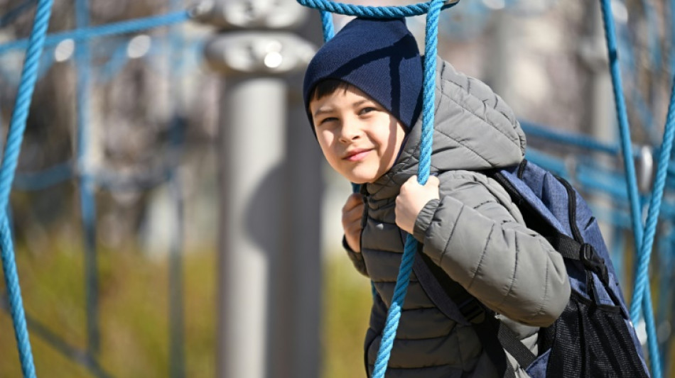 Ni&ntilde;os ucranianos con discapacidad buscan terapia en el extranjero