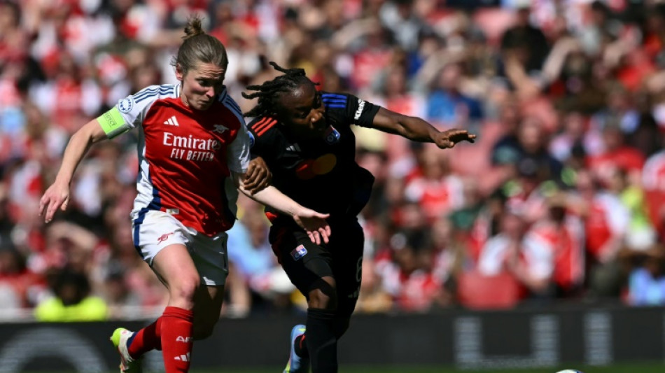 Dumornay gives Lyon first leg lead over Arsenal in women's Champions League semis