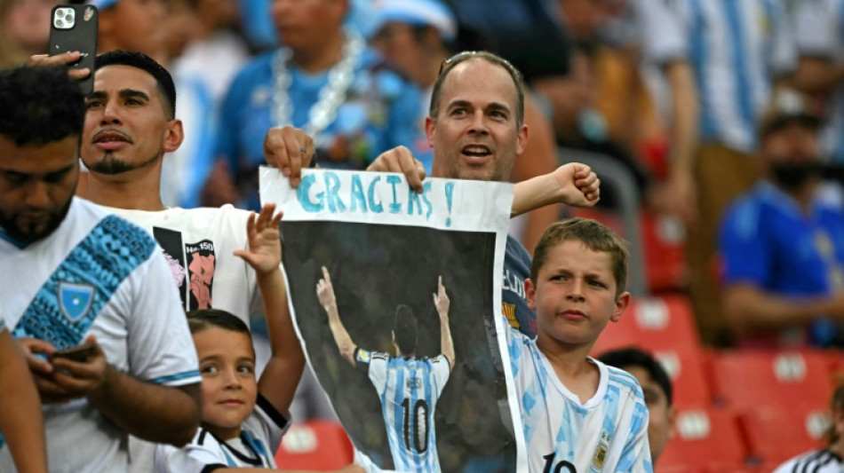 Atual campe&atilde;, Argentina estreia na Copa Am&eacute;rica contra o Canad&aacute; com lenta despedida de Messi