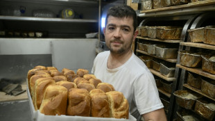 French volunteer bakes for Ukraine amid frosts and power outages 

