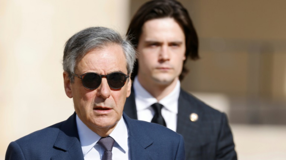 Scheinarbeitsaff&auml;re: Frankreichs Ex-Premier Fillon zu Bew&auml;hrungsstrafe verurteilt