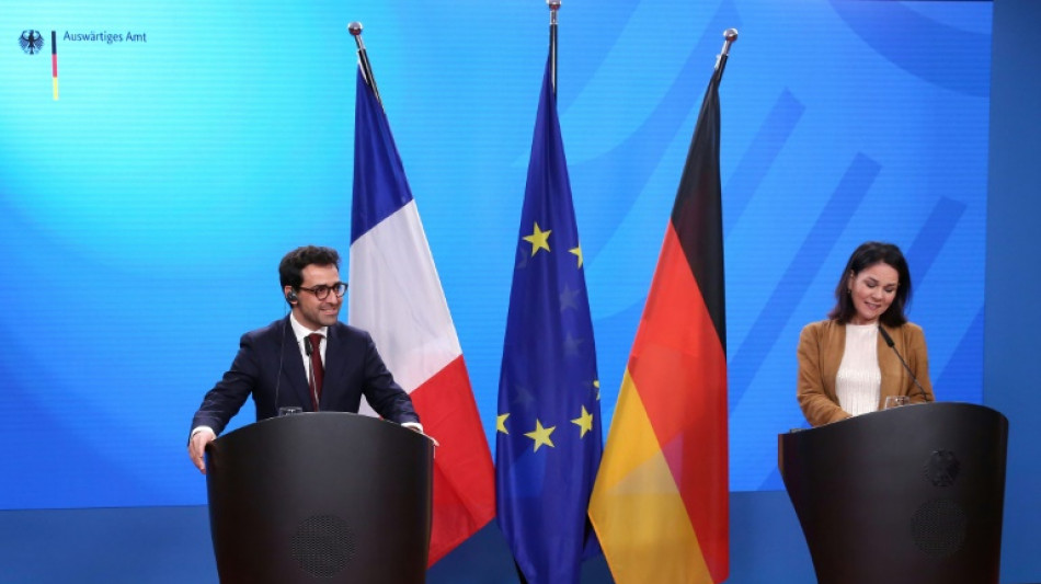 Fran&ccedil;a e Alemanha reafirmam apoio &agrave; Ucr&acirc;nia 'pelo tempo que for necess&aacute;rio'