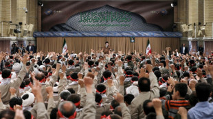 El l&iacute;der supremo de Ir&aacute;n considera "insuficiente" la orden de arresto del CPI contra Netanyahu