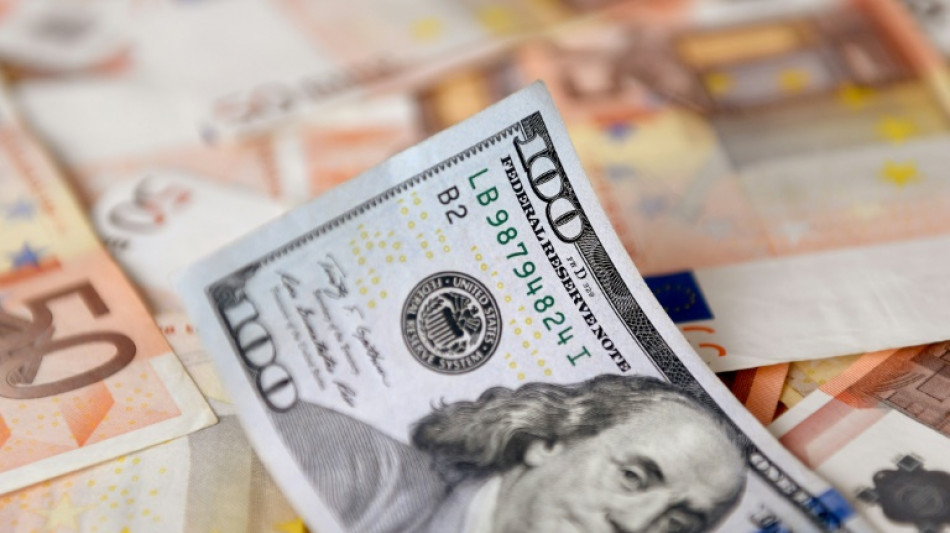 L'euro sous 0,99 dollar, une premi&egrave;re en 20 ans avec l'arr&ecirc;t de Nord Stream 1