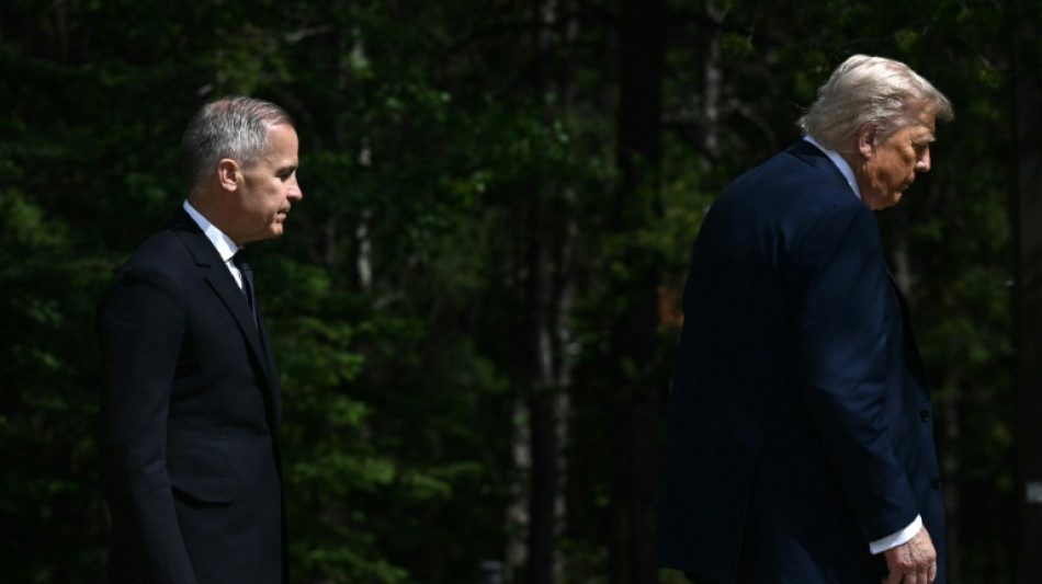 Droits de douane: le Canada de nouveau ciblé par Trump