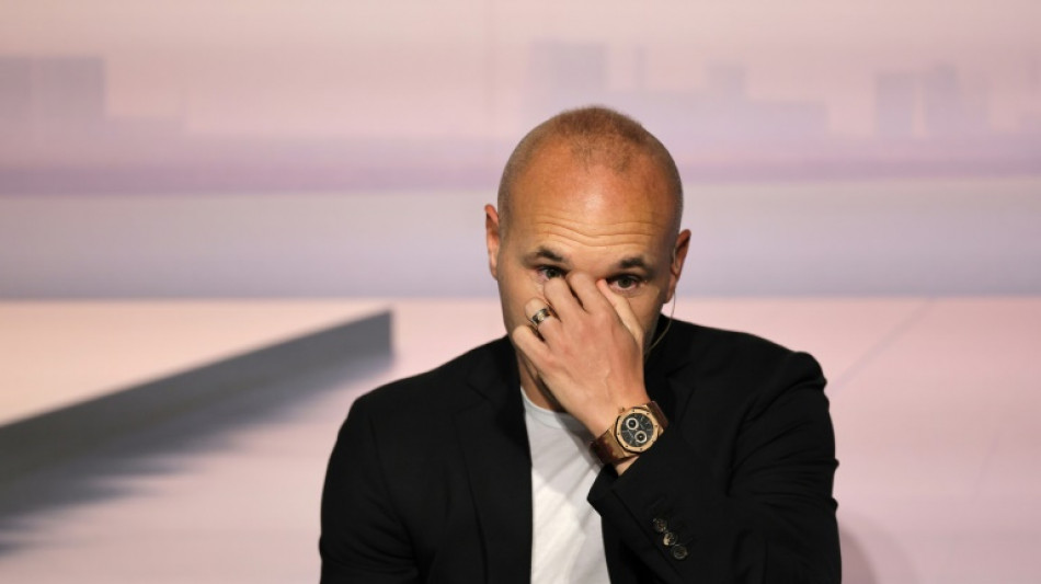 Andr&eacute;s Iniesta anuncia aposentadoria do futebol
