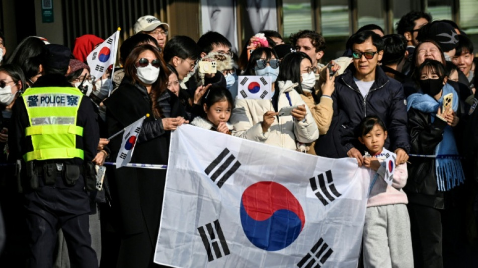 El presidente surcoreano ve "factible" congelar el programa nuclear del Norte y pide ayuda a Xi