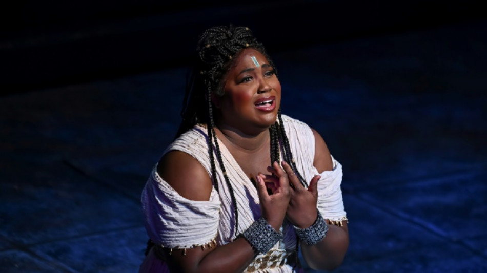 El MET de Nueva York adapta "exotismo" de &oacute;pera 'Aida' a la era contempor&aacute;nea