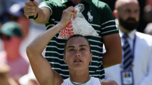 Sabalenka pasa a segunda ronda de Wimbledon sin forzar y Medvedev es eliminado