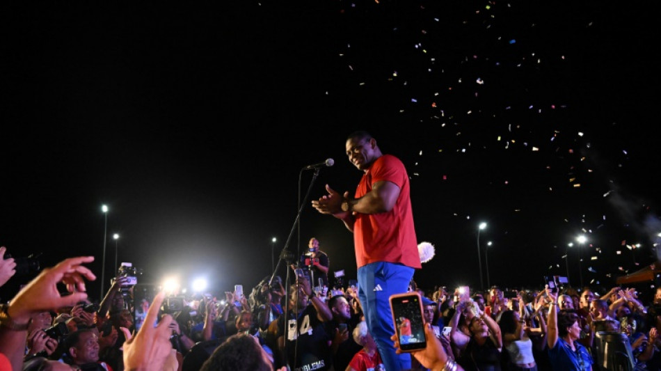 Cubans celebrate return of record Olympic champion Mijain Lopez