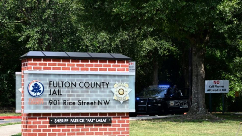 Trump ser&aacute; fichado na pris&atilde;o mas ficar&aacute; em liberdade