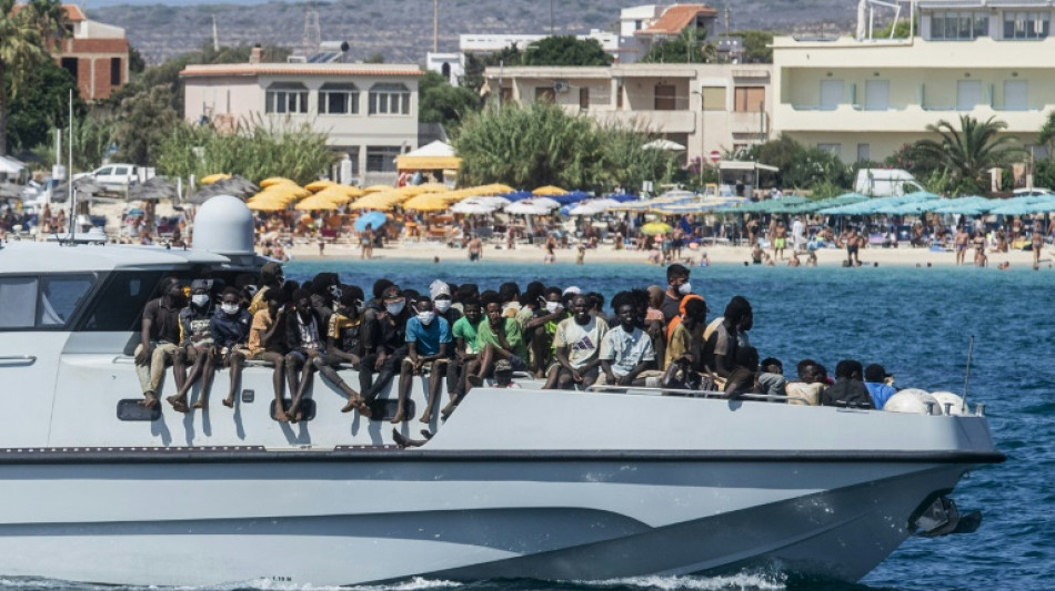 Telefonkonferenz von EU-Vertretern und Innenministern zu Lage auf Lampedusa