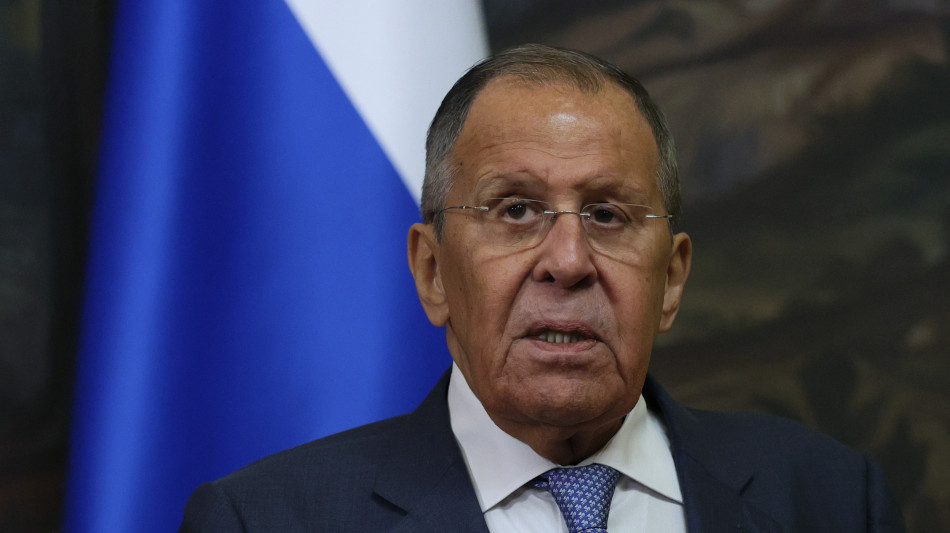 Lavrov, 'accuse tedesche per aeroporto di Lipsia sono l'inizio di una vera guerra'