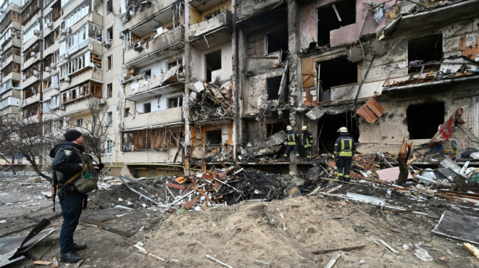 Ukraine: Kiev se bat pour &eacute;viter de tomber aux mains des Russes