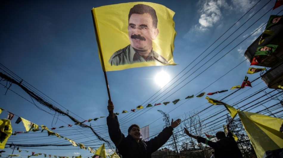 Vor erwartetem Friedensaufruf: Partei-Delegation trifft inhaftierten Kurdenf&uuml;hrer &Ouml;calan