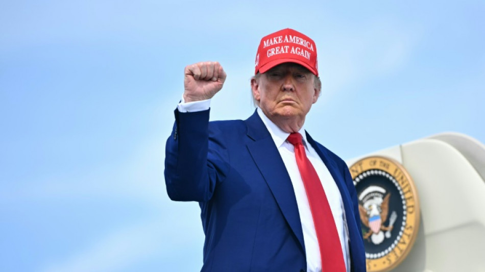 Golf und Z&ouml;lle: Trump reist am Freitag nach Schottland