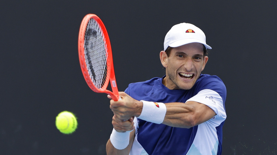 Australian Open: finisce favola Passaro, ko al secondo turno