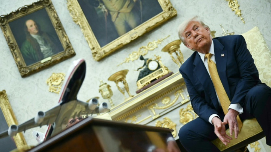 Trump critica seus próprios seguidores por caso Epstein