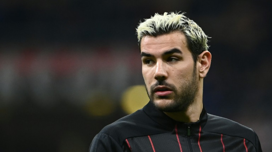 Lateral francês Theo Hernández assina com o Al-Hilal