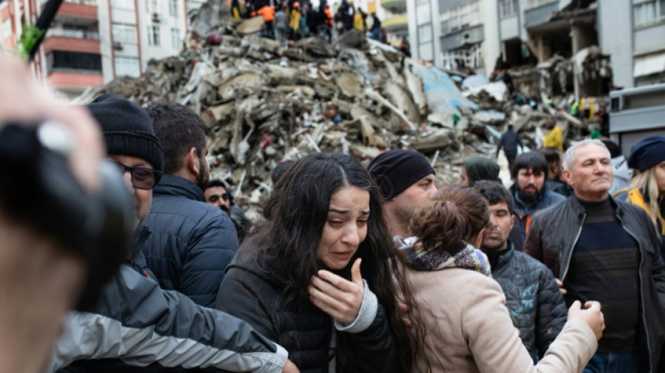 Opferzahl nach Beben im t&uuml;rkisch-syrischen Grenzgebiet &uuml;bersteigt Marke von 5000 Toten