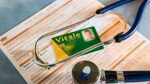 Aupr&egrave;s des m&eacute;decins, le "donnant donnant" du gouvernement ne passe pas 