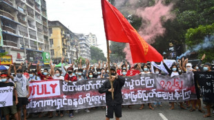 "Vivir en la oscuridad", un a&ntilde;o despu&eacute;s del golpe de Estado en Birmania