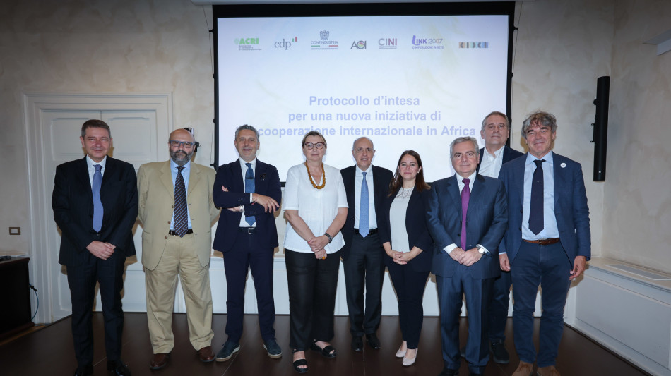 Aziende-istituzioni e Terzo Settore per sviluppo dell'Africa