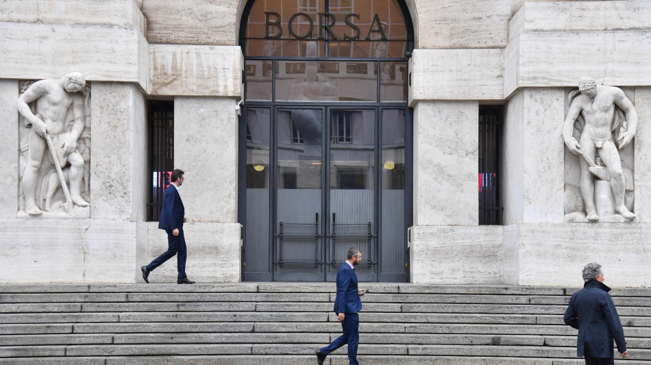 Borsa: Milano apre in ribasso (-0,41%), giù Prysmian e Ferrari