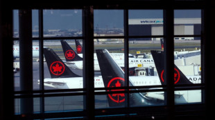 Gobierno de Canad&aacute; interviene para detener huelga de empresa de aviaci&oacute;n 