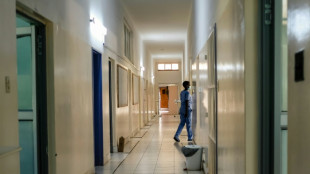 Au Zimbabwe, l'exode des infirmi&egrave;res vide des h&ocirc;pitaux &agrave; l'agonie