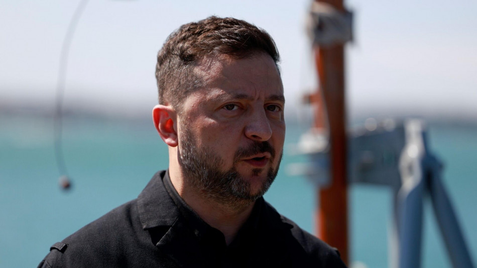 Zelensky, 'Zaporizhzhia colpita da missili nordcoreani, 6 morti'